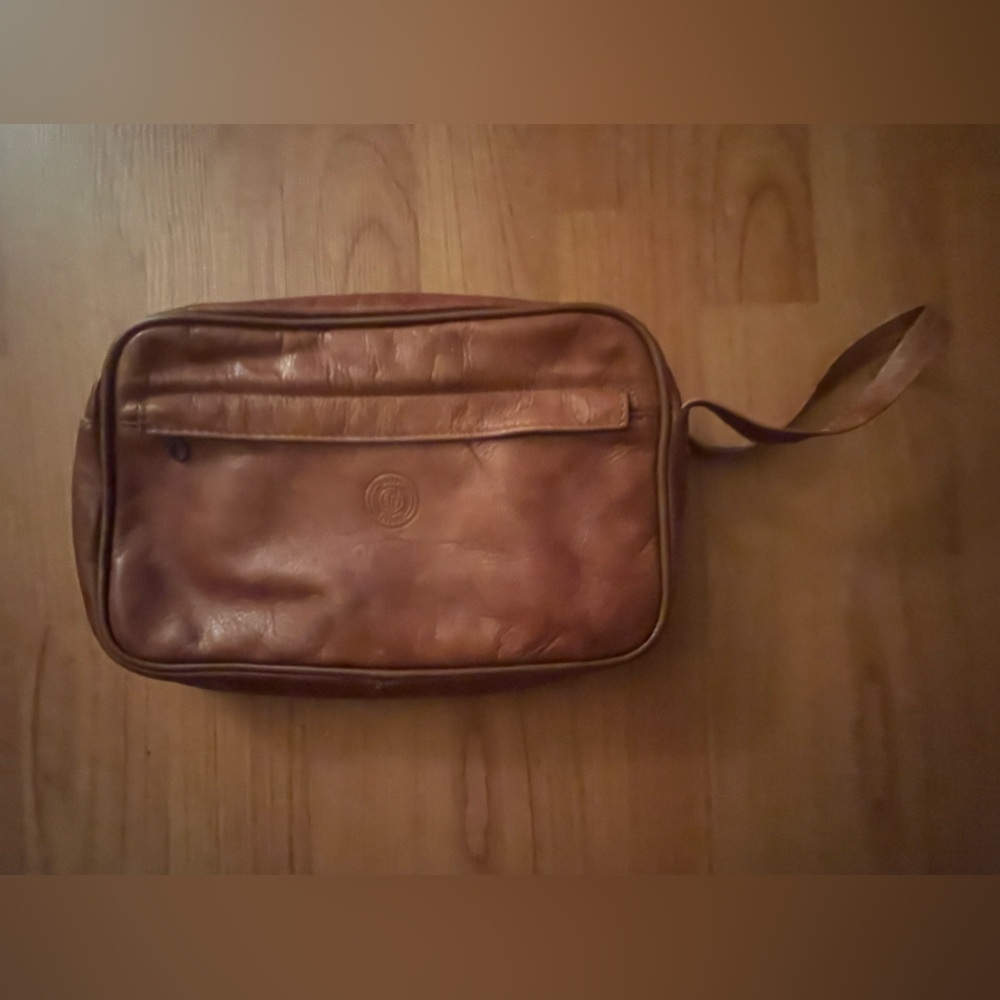 Giudi Tan Made In Italy Leather Zip Travel Bag/Wristlet
